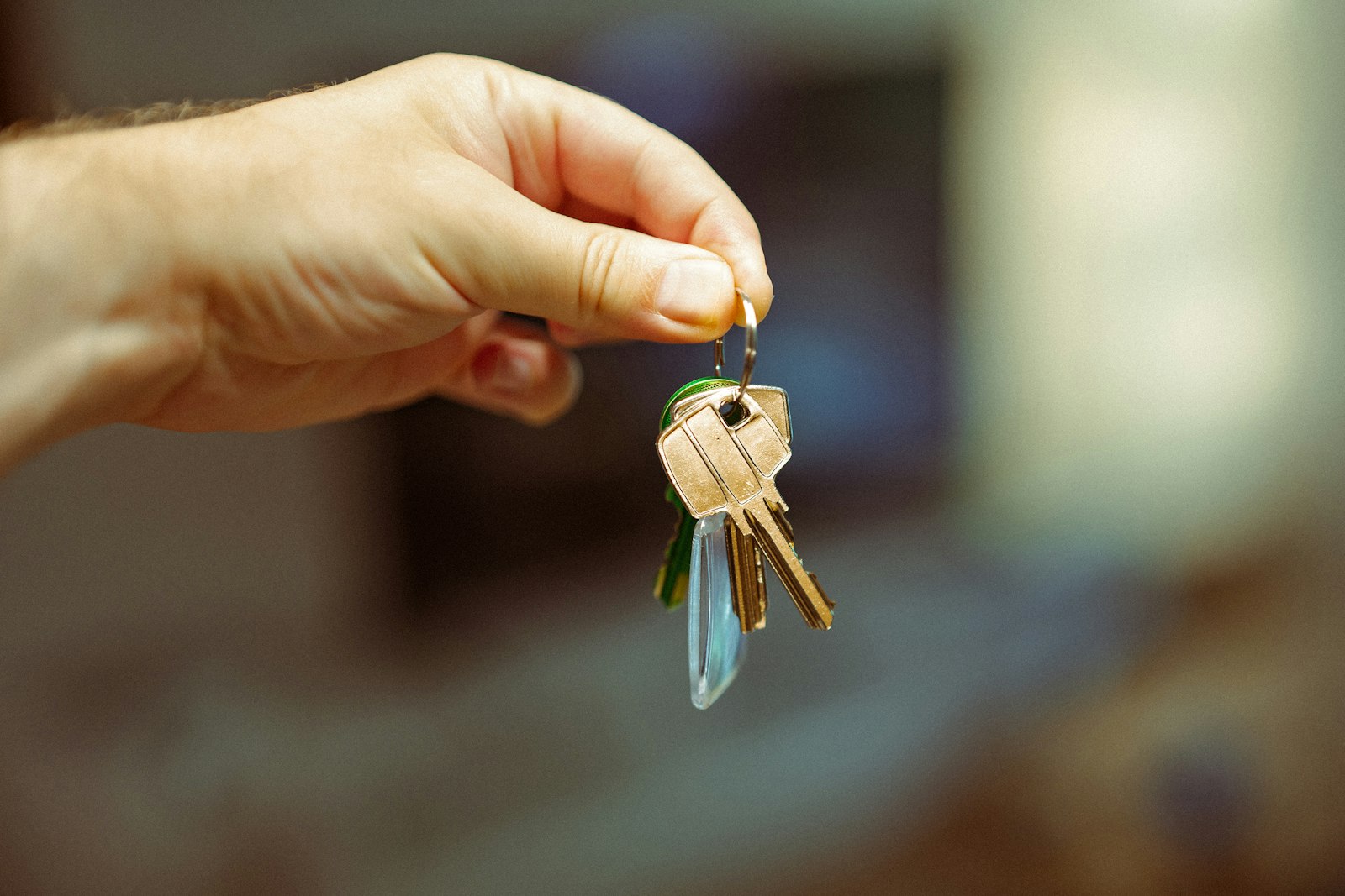 Multiple keys on a ring