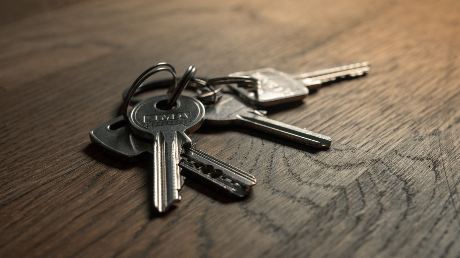 Keys handed over after a finished job
